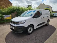 Used Vauxhall Combo S 100 HP (73 kW) 2024 White MPV