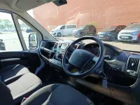 Second-hand Peugeot Boxer S 138 CP (101 kW) 2022 Alb Van