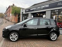 Used Renault Scénic III 110 HP (80 kW) 2012 Black MPV