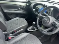 Used Toyota Aygo X 72 HP (52 kW) 2022 Cardamom green bitone SUV