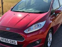 Used Ford Fiesta Zetec 82 HP (60 kW) 2016 Red Hatchback