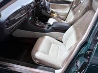 Used Jaguar XJ 1997 Green Sedan