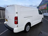 Used Vauxhall Vivaro Sportive 100 HP (73 kW) 2020 White MPV