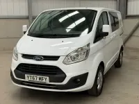 Used Ford Transit Custom Limited 130 HP (95 kW) 2017 White Van