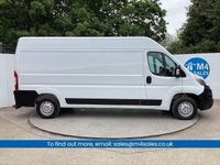 Used Vauxhall Movano 140 HP (102 kW) 2022 White MPV