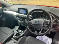Second-hand Ford Focus Zetec 120 CP (88 kW) 2019 Roșu Hatchback
