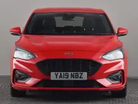 Usado Ford Focus ST-Line 125 HP (91 kW) 2019 Vermelho Citadino
