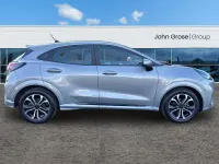 Usado Ford Puma ST-Line 2023 Plateado Utilitario