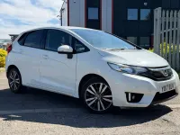 Używany Honda Jazz EX 102 KM (75 kW) 2017 Biały Hatchback