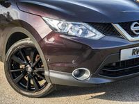 Used Nissan Qashqai Tekna 110 HP (80 kW) 2015 Black SUV