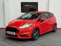 Used Ford Fiesta ST 2016 Orange Hatchback
