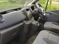 Second-hand Vauxhall Vivaro 2017 Alb