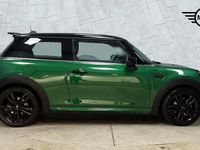 Used Mini Cooper Hatch 134 HP (98 kW) 2021 Green Hatchback