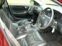 used Volvo V70 2.4