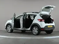 Used Dacia Sandero Expression 91 HP (66 kW) 2023 White Hatchback