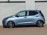 Used Hyundai i10 Premium 84 HP (61 kW) 2024 Blue Hatchback