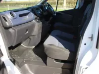 Used Vauxhall Vivaro 120 HP (88 kW) 2019 White MPV