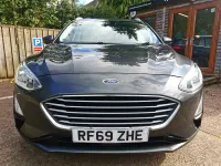 Used Ford Focus Zetec 95 HP (69 kW) 2019 Grey Estate