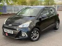 Gebraucht Hyundai i10 Premium 66 PS (48 kW) 2014 Schwarz Kleinwagen