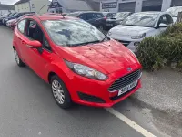 Used Ford Fiesta Style 82 HP (60 kW) 2014 Red Hatchback