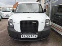 Used LEVC VN5 City 148 HP (108 kW) 2023 White MPV