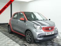 Used Smart ForFour Premium 71 HP (52 kW) 2017 Red Hatchback