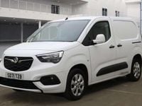 Used Vauxhall Combo Edition 2021 White MPV