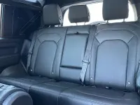 Used Land Rover Defender SE Dynamic 2024 Santorini black SUV