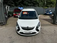 Used Vauxhall Zafira SRi 170 HP (125 kW) 2014 White MPV