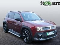 Used Renault 4 E-Tech Komfort 110 kW (150 HP) 2025 SUV