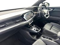 Used Audi Q4 e-tron Comfort 150 kW (204 HP) 2022 Mythos black SUV