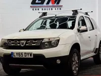 Used Dacia Duster Lauréate 110 HP (80 kW) 2016 White SUV