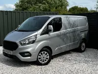 Used Ford Transit Custom Limited 130 HP (95 kW) 2023 Silver Van