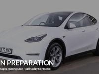 Used Tesla Model Y Long Range AWD 286 kW (389 HP) 2025 SUV