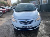 Second-hand Vauxhall Meriva 2013 Alb Monovolum
