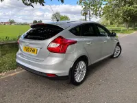 Used Ford Focus Zetec 115 HP (84 kW) 2011 Silver Hatchback