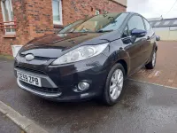 Second-hand Ford Fiesta Zetec 96 CP (70 kW) 2009 Negru Hatchback