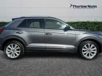 Usado VW T-Roc SEL 150 HP (110 kW) 2021 Cinzento SUV