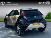 Used Toyota Aygo X 72 HP (52 kW) 2023 Beige SUV