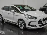 Begagnad Citroën DS5 160 HK (117 kW) 2014 Vit Halvkombi