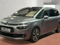 Usado Citroën Grand C4 Picasso Feel 130 HP (95 kW) 2018 Cinzento Monovolume