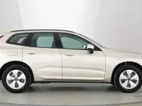 Used Volvo XC60 Core 345 HP (253 kW) 2025 Gold SUV