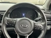 Used Kia Rio 101 HP (74 kW) 2019 White Hatchback