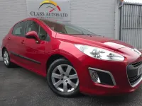 Second-hand Peugeot 308 112 CP (82 kW) 2013 Roșu Hatchback
