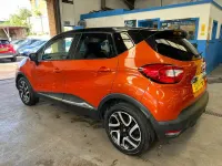 Used Renault Captur Dynamique 90 HP (66 kW) 2014 Orange/black SUV