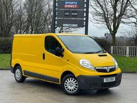 Used Vauxhall Vivaro 115 HP (84 kW) 2013 Yellow MPV