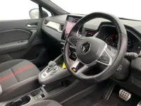 Used Renault Captur R.S. 140 HP (102 kW) 2022 White/black SUV