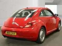 Begagnad VW Beetle Design 2014 Röd Halvkombi