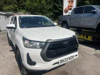 Used Toyota HiLux Active 150 HP (110 kW) 2022 White Pickup