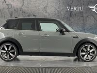 Używany Mini Cooper Exclusive 136 KM (100 kW) 2022 Hatchback